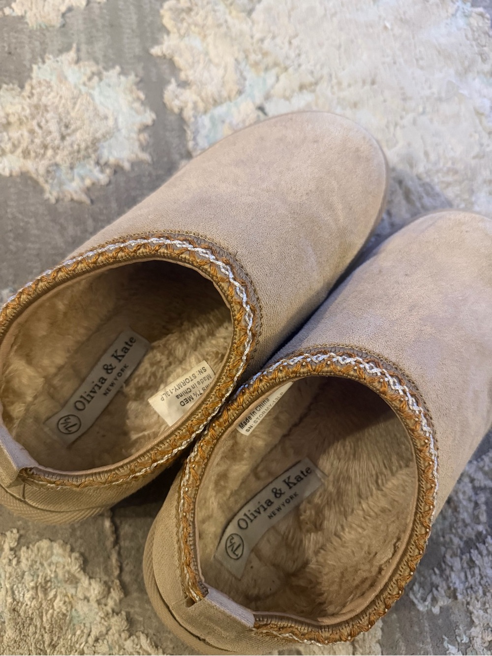 Women Cozy Slip-On Slippers — Taupe